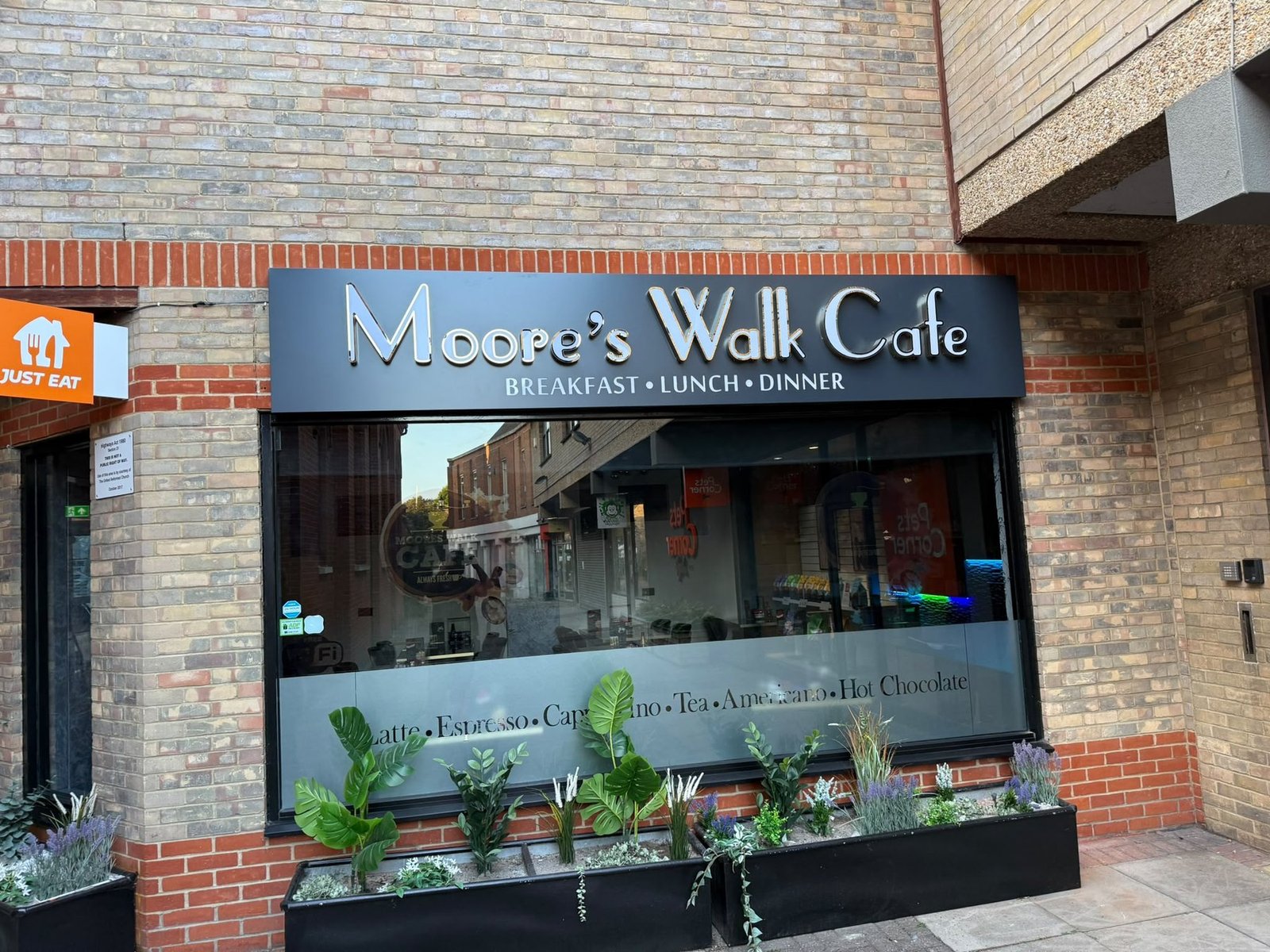 Shopfront & Fascia Signs